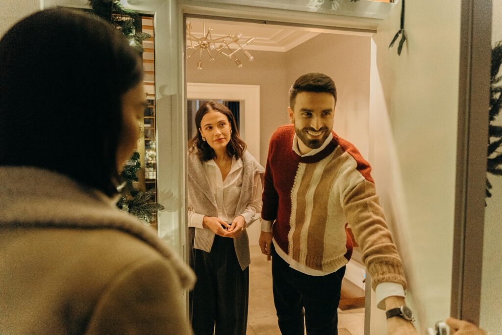 How to Get More Bookings on Airbnb? Tips That Actually Work