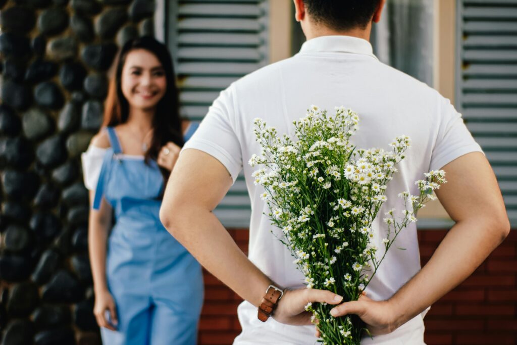 🎉 How to Plan the Perfect Birthday or Anniversary Surprise for Her in Delhi NCR (2025 Guide)